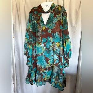 Beautiful floral print dress from Cato XL.